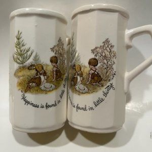 Vintage  1973 Holly Hobbie ceramic pottery Salt Pepper shakers Made in Japan